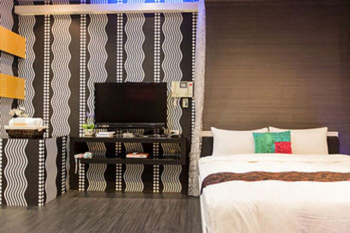 Room 20 of 34