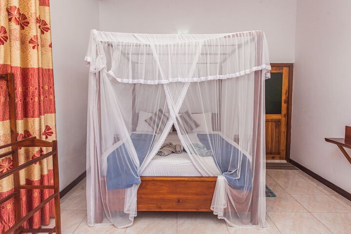 Room 19 of 52
