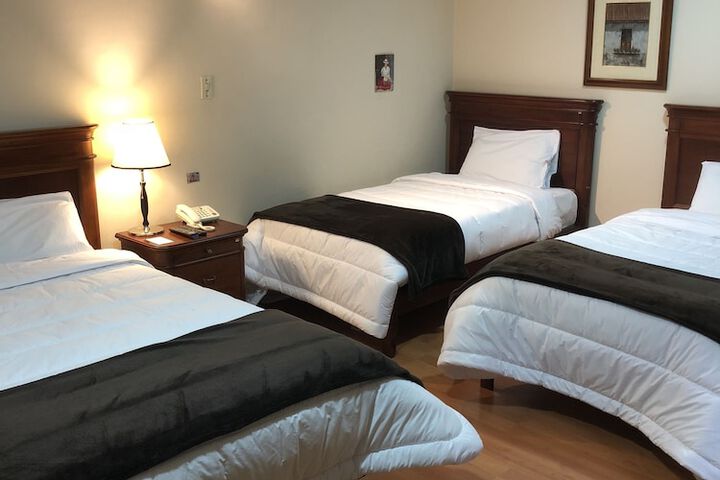 Room 18 of 31