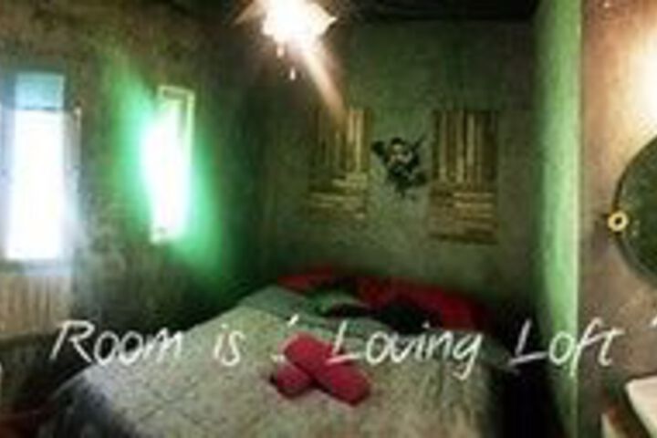 Room 24 of 30