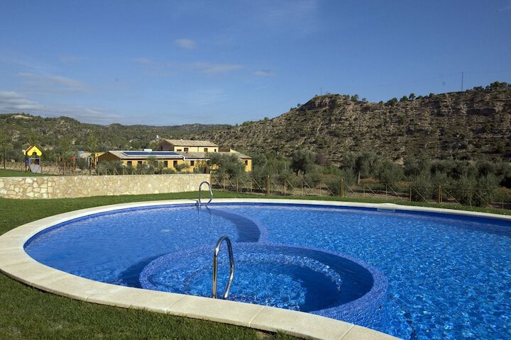 Pool 25 of 56