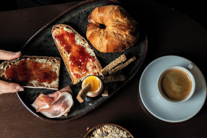 Breakfast/Coffee Service 48 of 64