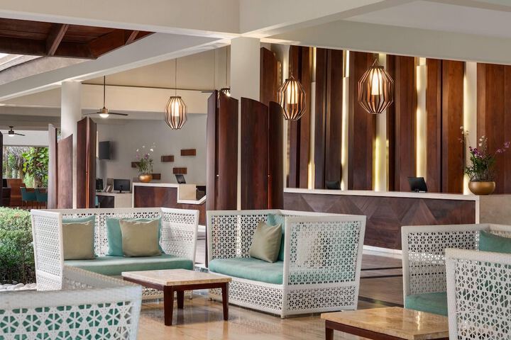 Hotel Lobby