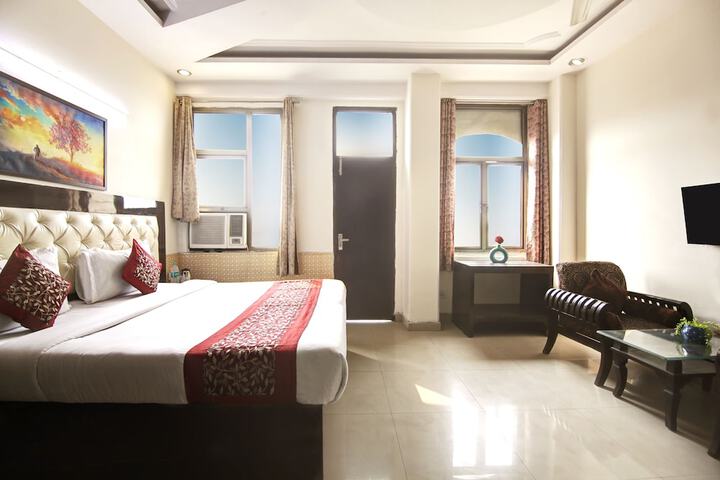 Room 16 of 52