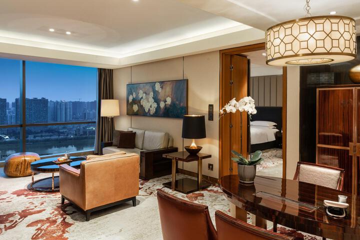 Room 40 of 111