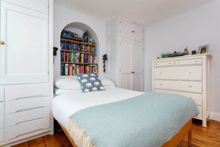 Room 14 of 19
