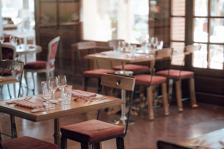 Dining 74 of 92