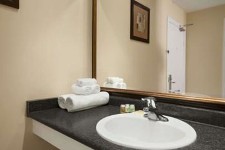 Room 21 of 25
