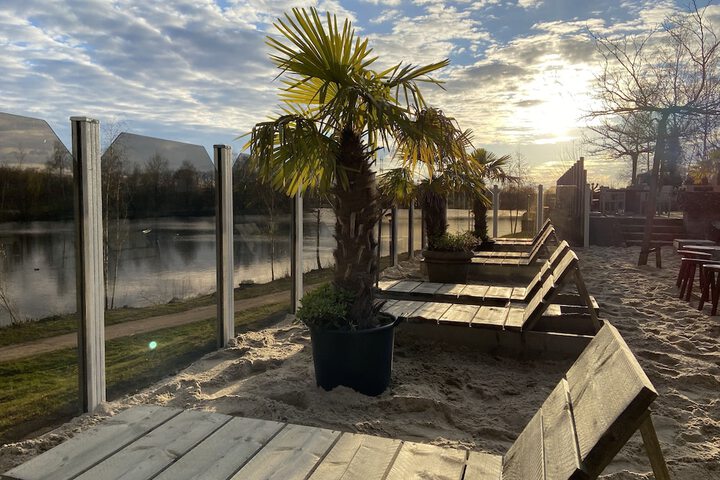 Sundeck 49 of 54