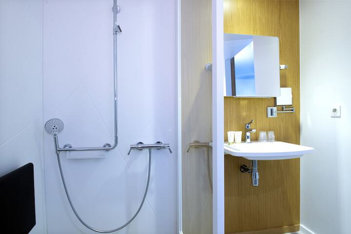 Clean Restrooms
