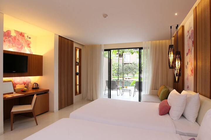 Room 5 of 51