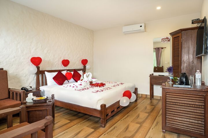 Room 10 of 60