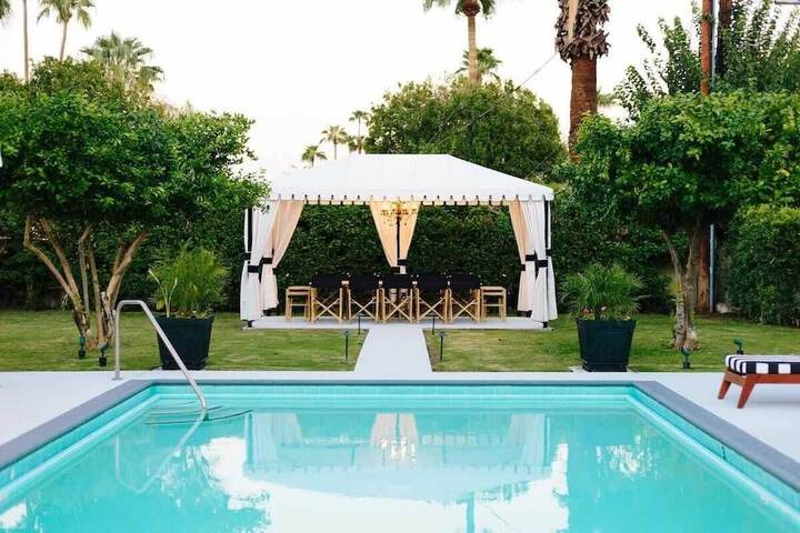 Exterior of Hotel El Cid by AvantStay