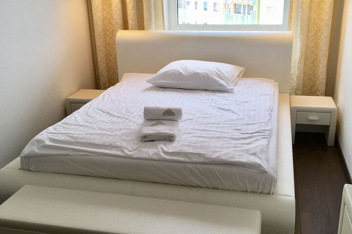 Room 5 of 113