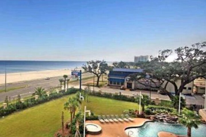 Beau View Condominiums in Biloxi, MS