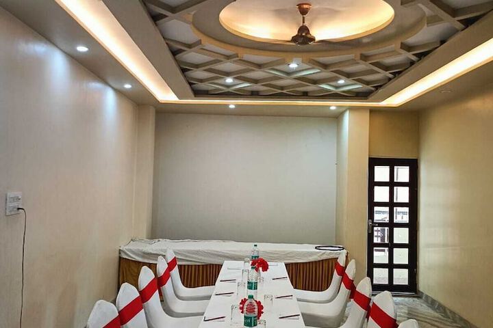 Ballroom/Hall 39 of 40