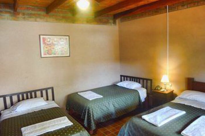 Room 16 of 36