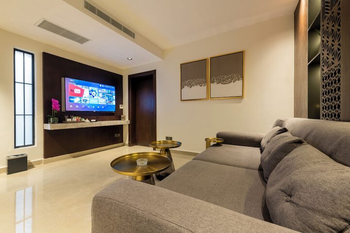 Room 20 of 32