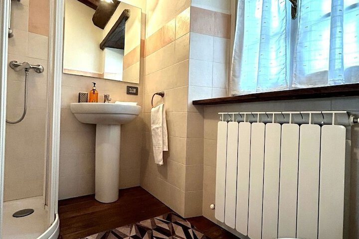 Room 45 of 74