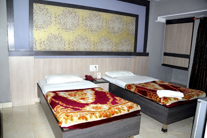 Room 6 of 7