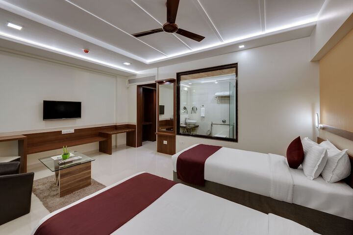 Room 14 of 65