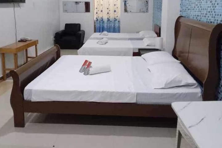 Room 30 of 52