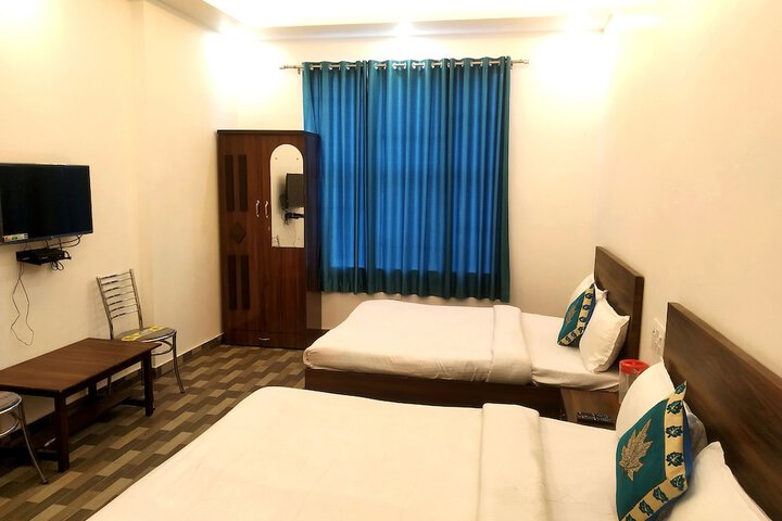 Room 14 of 38