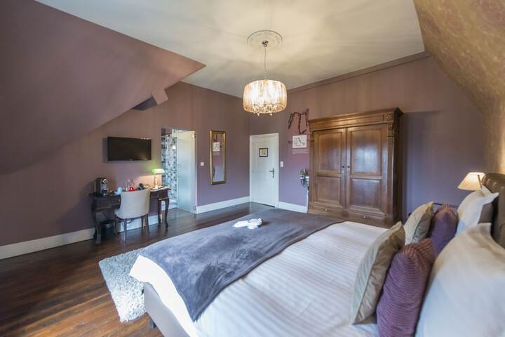 Room 15 of 63