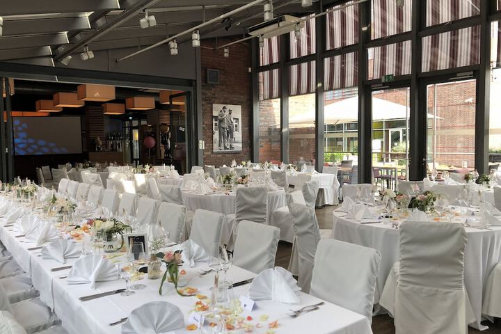 Ballroom/Hall 42 of 53