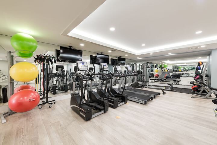 Health and Fitness 24 of 32