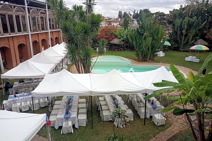 Pools & Facilities