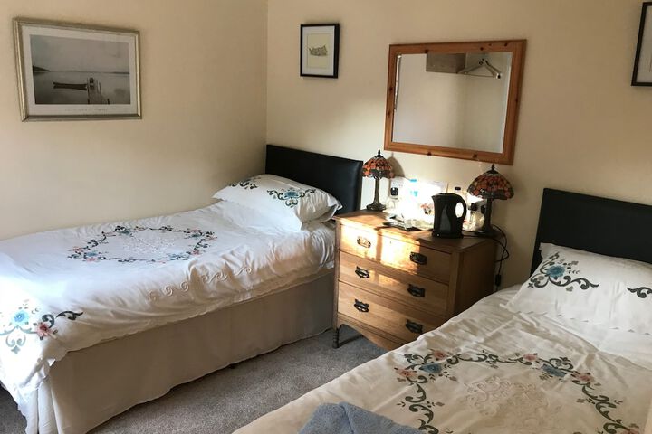 Room 6 of 68