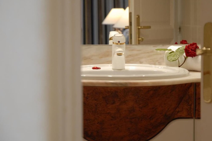 Bathroom Interior Photo