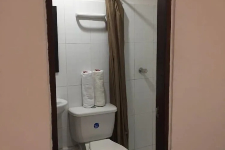Room 8 of 12