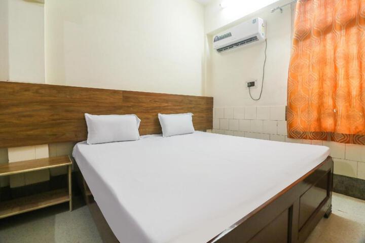 SPOT ON Hotel Anand Bhawan