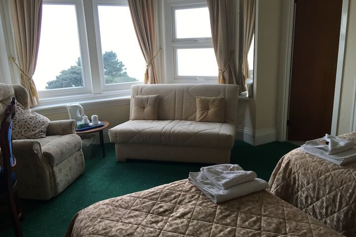Room 10 of 70