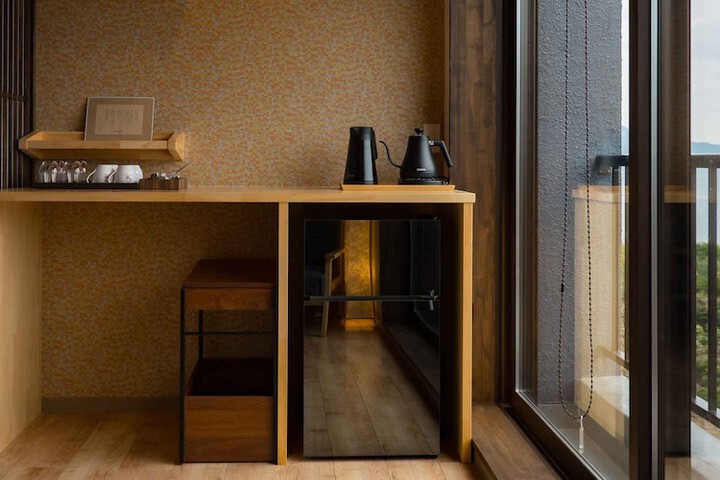 Room 13 of 125