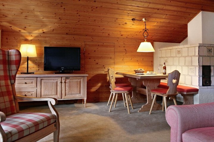 Room 9 of 52