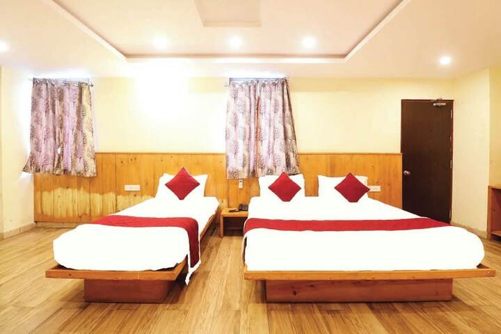 Room 3 of 9