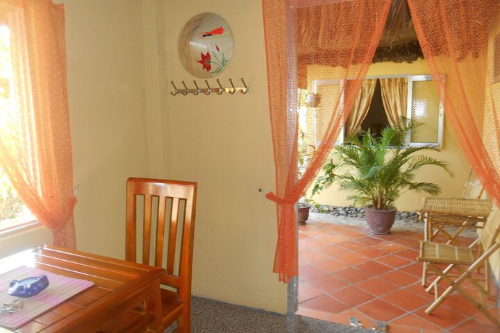 Room 13 of 34