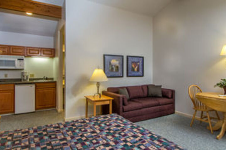Room 9 of 23