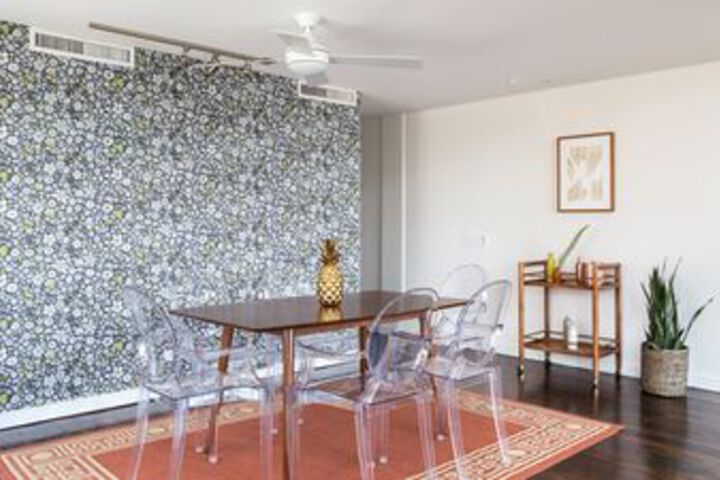 Room 17 of 25