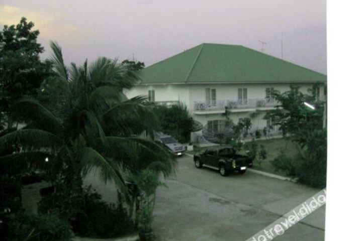 素林卡瑟姆花园酒店(Kasem Garden Hotel Surin)