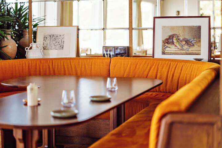 Dining 126 of 205
