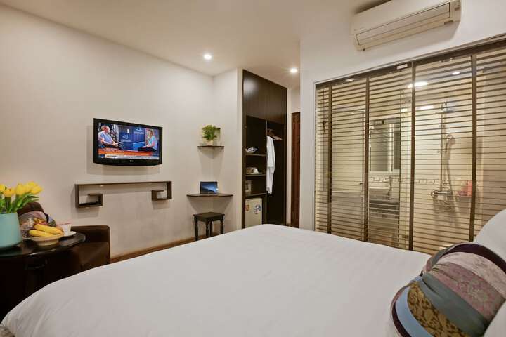 Room 29 of 68