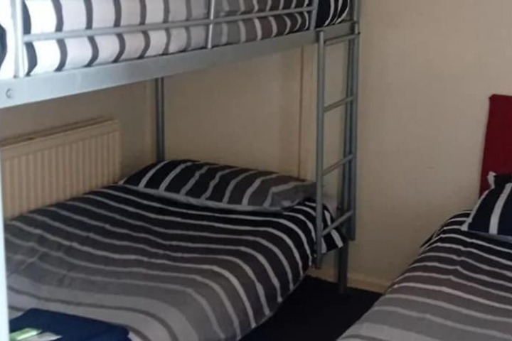 Room 11 of 28