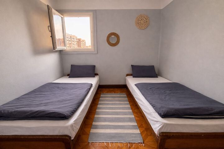 Room 5 of 34
