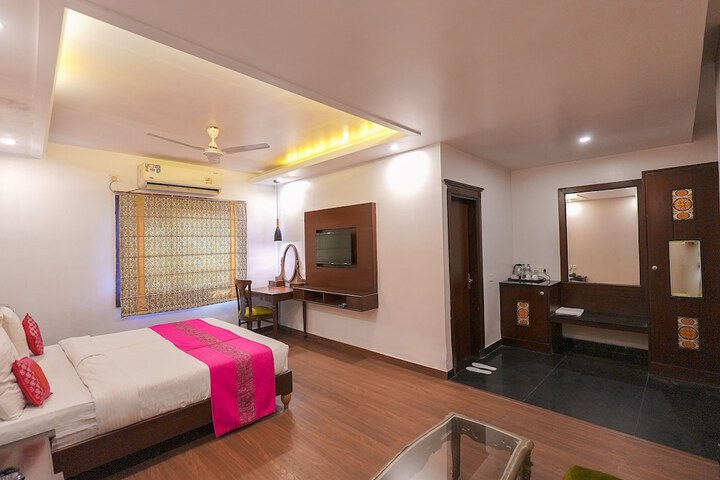 Room 13 of 62
