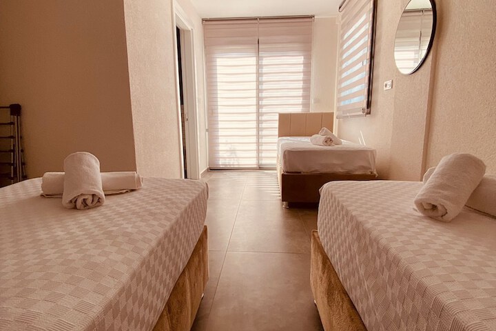 Room 8 of 81
