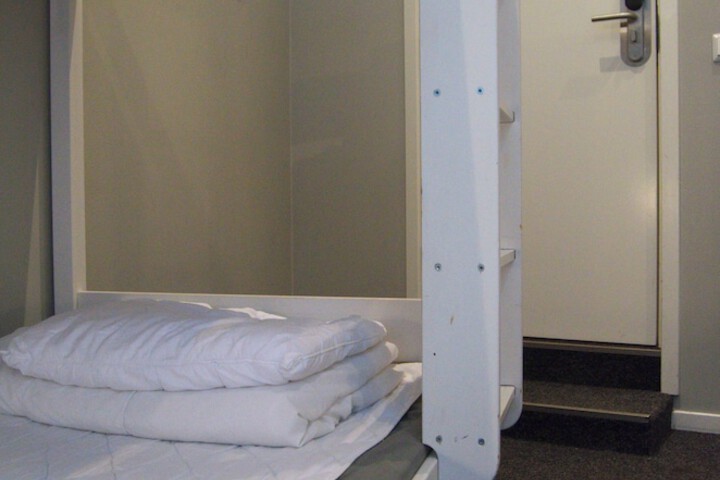 Room 77 of 128